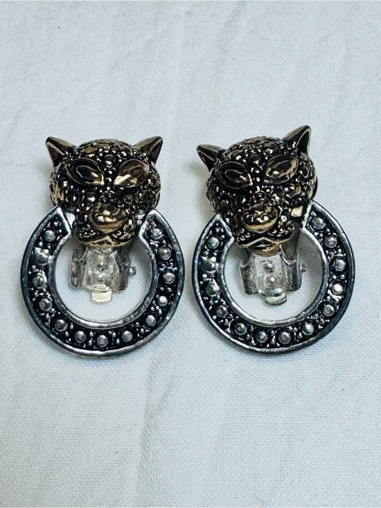 Jewelry - Vintage Leopard Door Knocker Earrings Gold Tone Statement 90s - Clip On